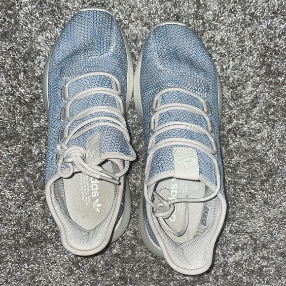 Adidas sneakers size 8.5 - Picture 1 of 4